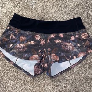 Size 4 lulu shorts